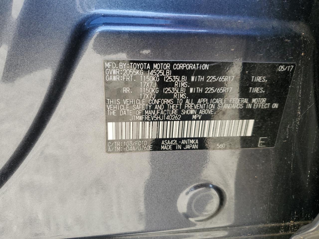 JTMWFREV5HJ140262 2017 Toyota Rav4 Xle