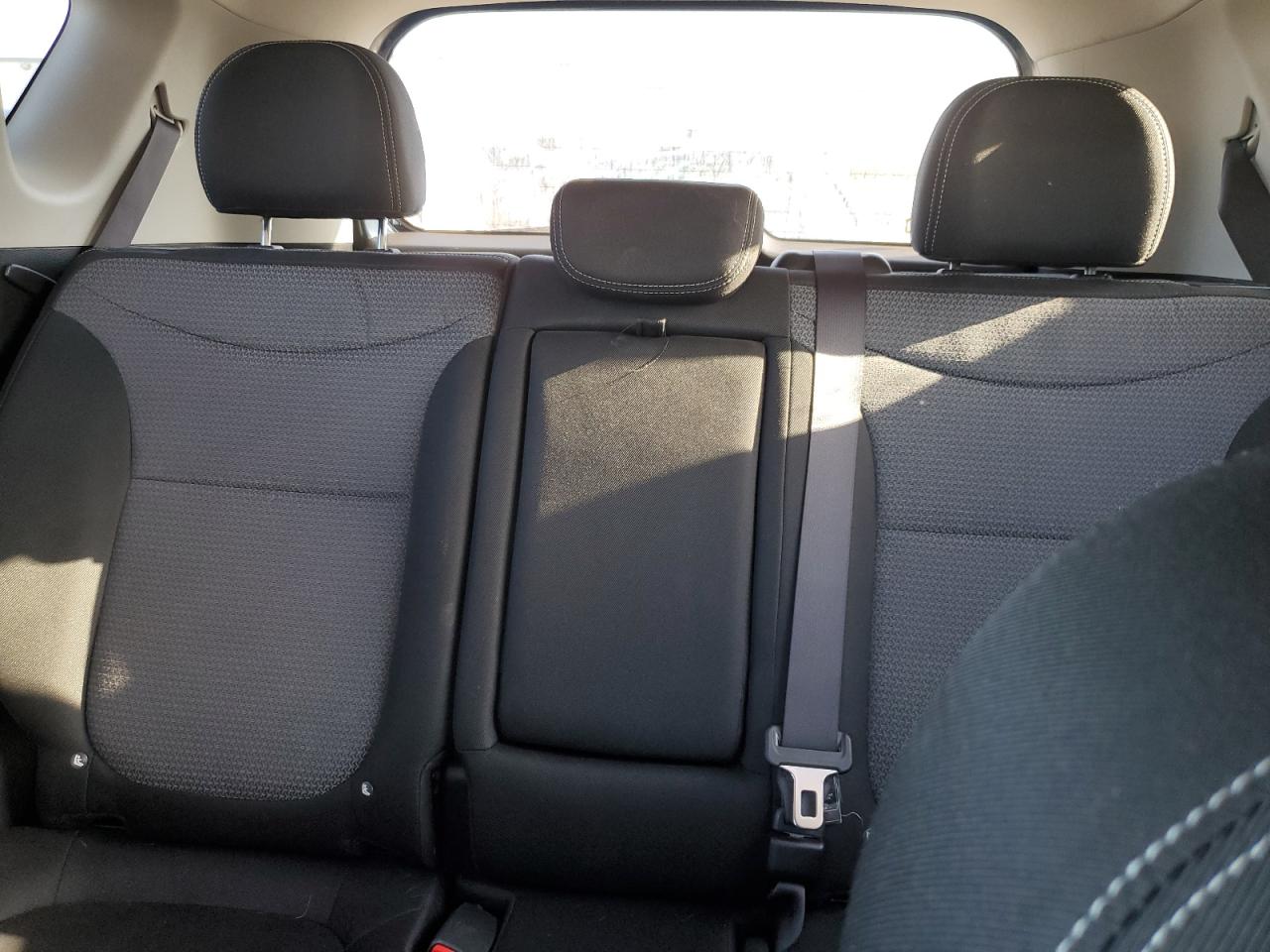 KNDJP3A57H7410373 2017 Kia Soul +