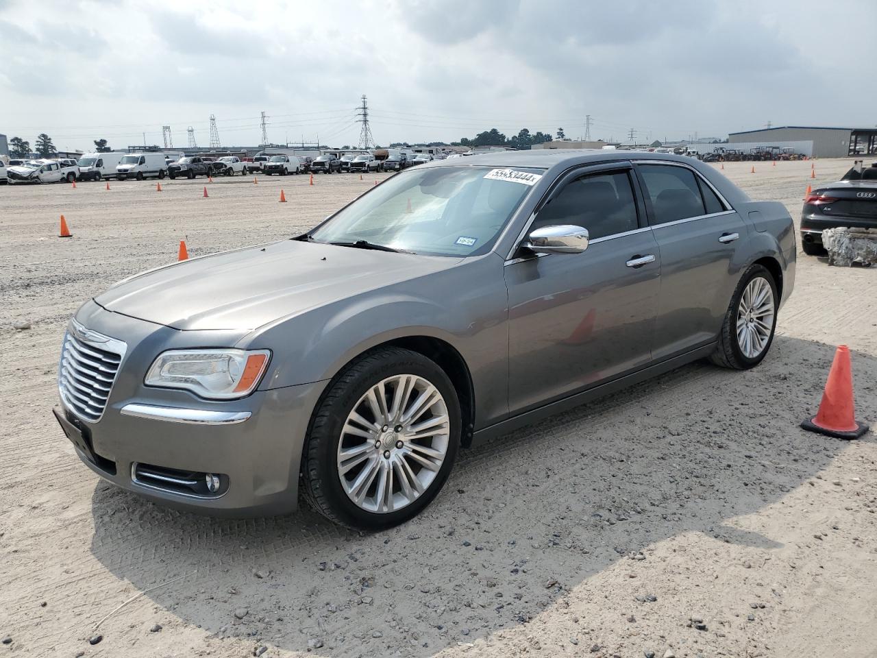 2C3CA6CT8BH585125 2011 Chrysler 300C