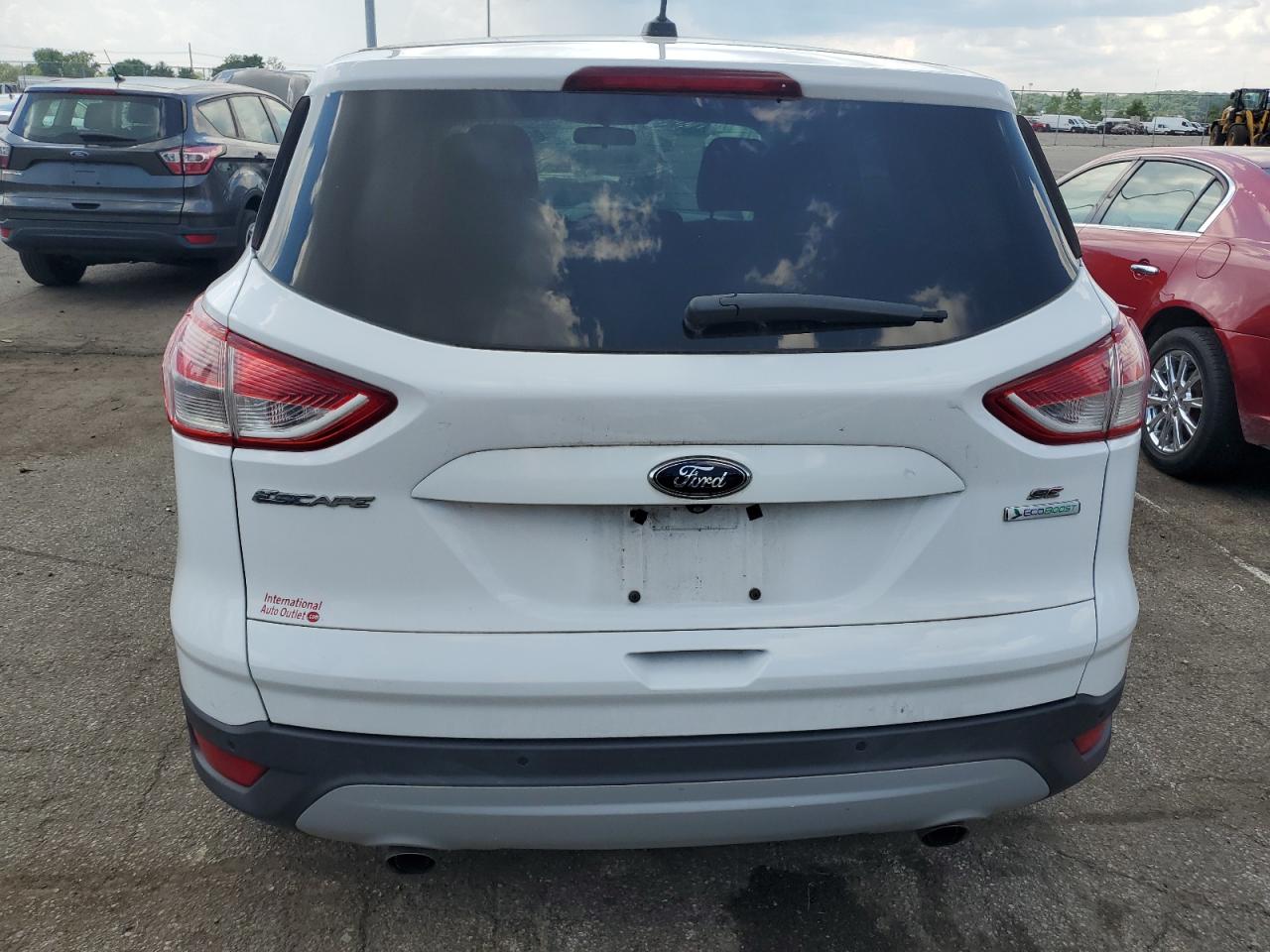 1FMCU0GX8FUA46158 2015 Ford Escape Se