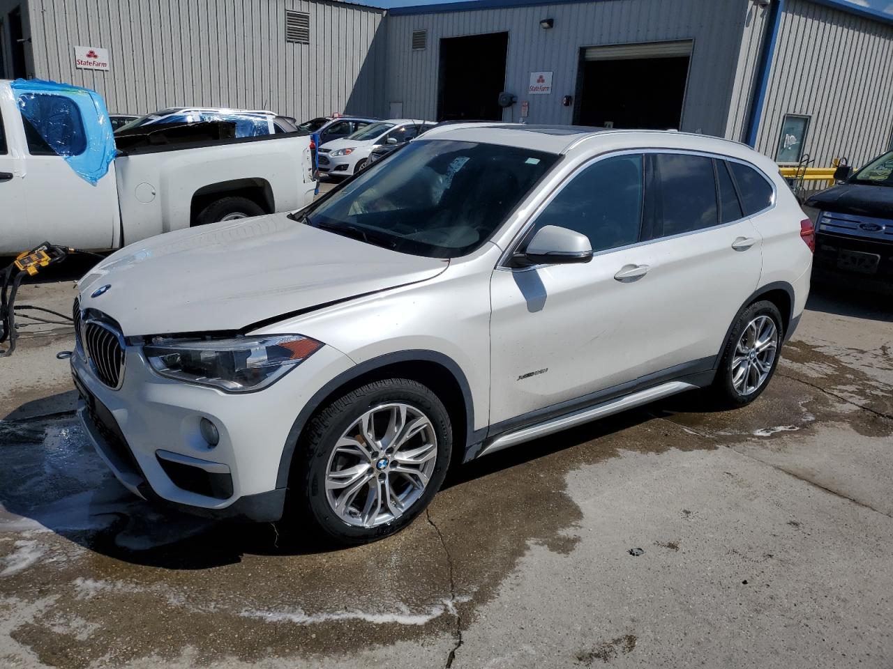 2018 BMW X1 xDrive28I vin: WBXHT3C31J5F89877