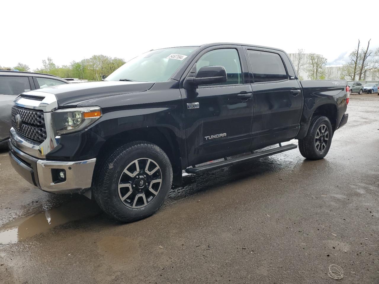 5TFDY5F16JX737090 2018 Toyota Tundra Crewmax Sr5