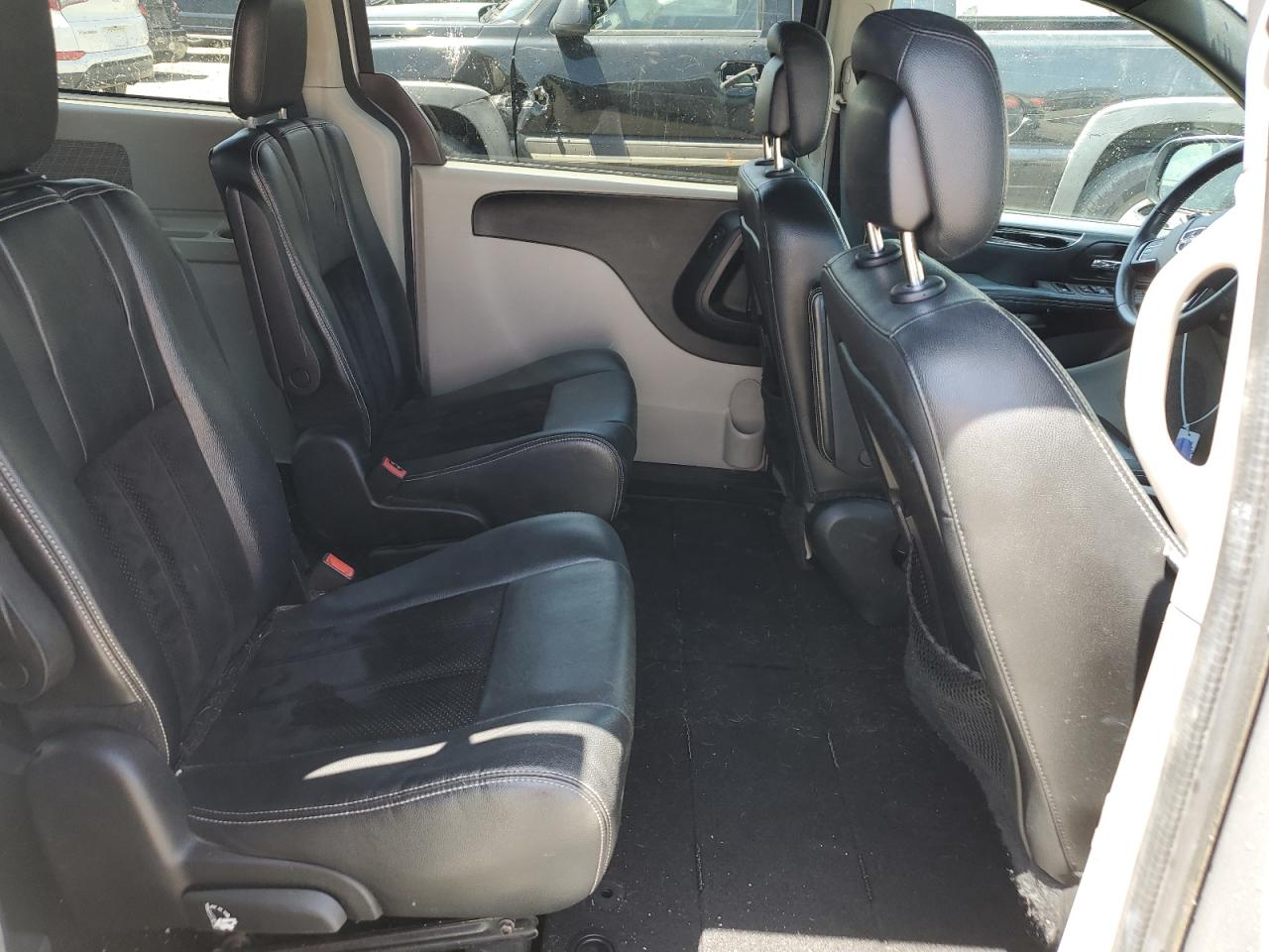 2C4RDGCG8JR248758 2018 Dodge Grand Caravan Sxt