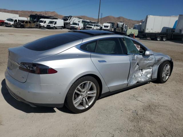 2015 TESLA MODEL S 85 5YJSA1H2XFF087174