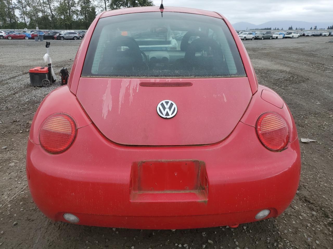 3VWBT21C41M404337 2001 Volkswagen New Beetle Gl