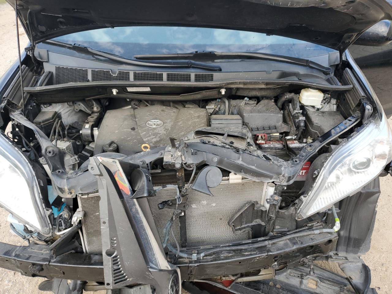 5TDYZ3DC0LS049828 2020 Toyota Sienna Xle