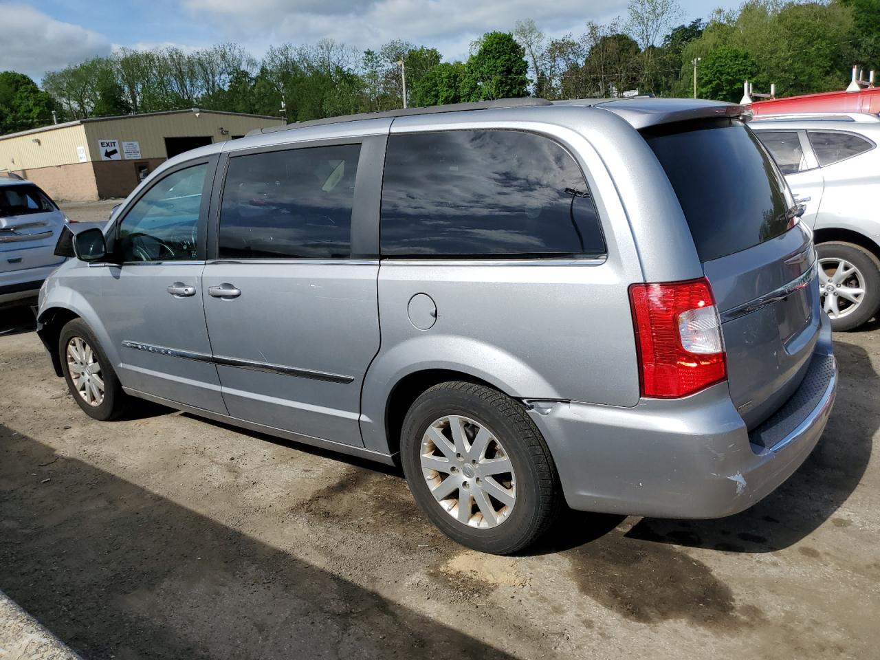 Lot #2835168255 2015 CHRYSLER TOWN & COU