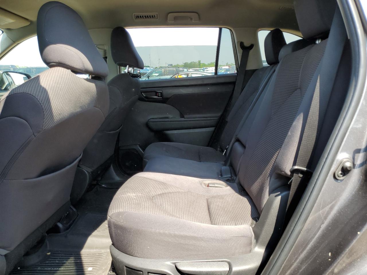 5TDCZRBH6NS564721 2022 Toyota Highlander L