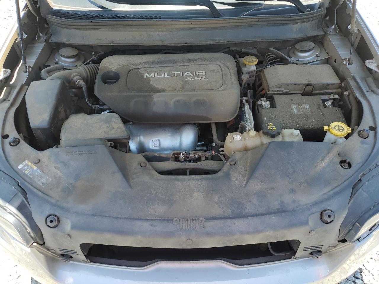 1C4PJLLB2KD184685 2019 Jeep Cherokee Latitude Plus