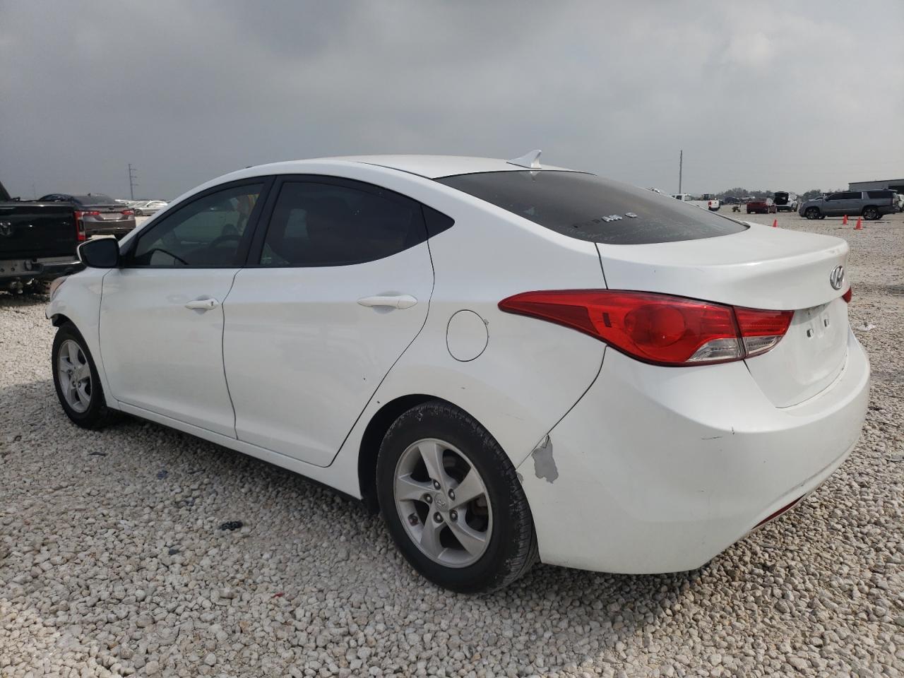 5NPDH4AE2FH602986 2015 Hyundai Elantra Se