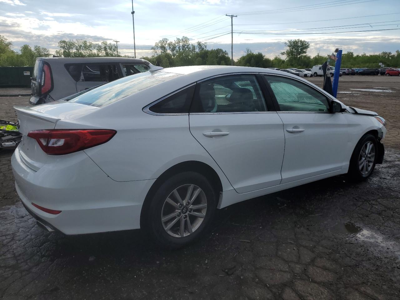 2016 Hyundai Sonata Se vin: 5NPE24AFXGH387292