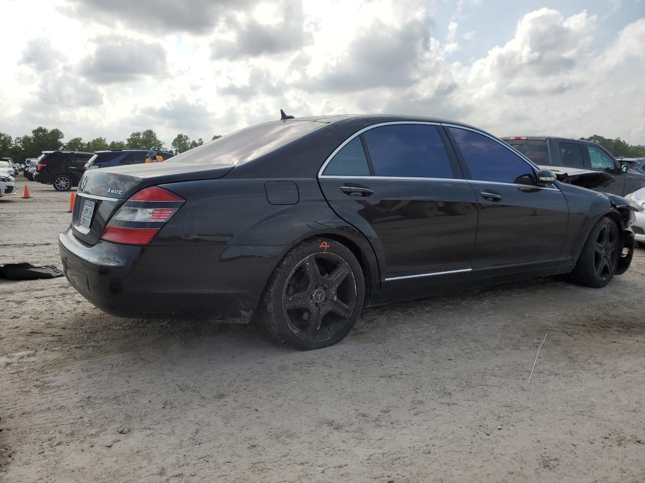 WDDNG86X07A112618 2007 Mercedes-Benz S 550 4Matic