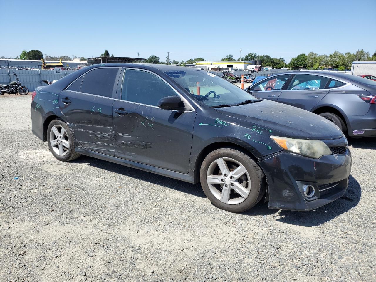 4T1BF1FK3CU077332 2012 Toyota Camry Base