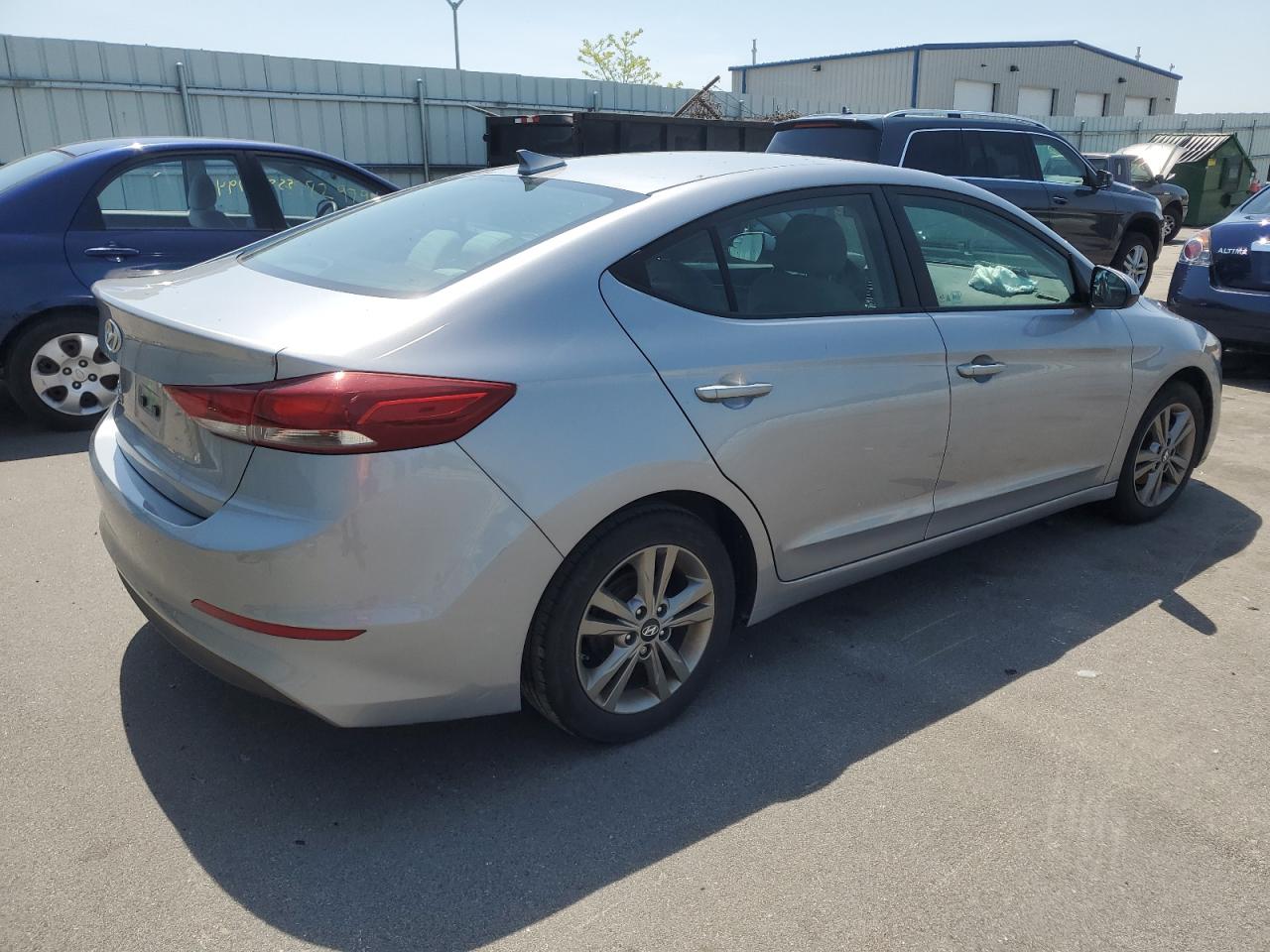 5NPD84LF4HH071735 2017 Hyundai Elantra Se