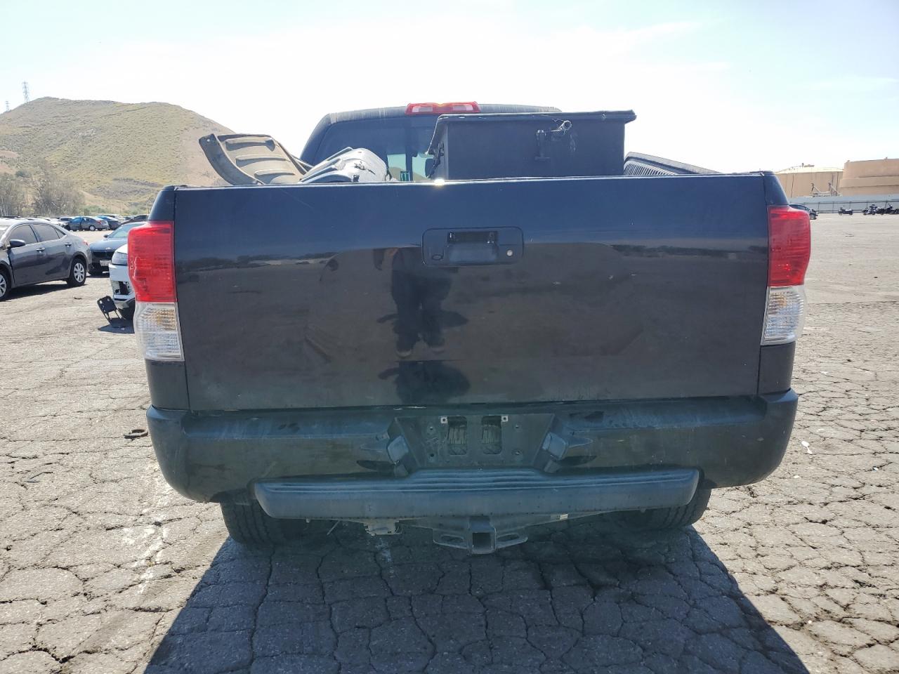 5TFRY5F1XAX090098 2010 Toyota Tundra Double Cab Sr5