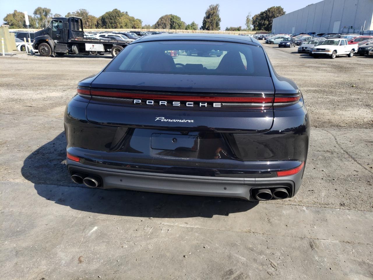 WP0AA2YAXRL001050 2024 Porsche Panamera Base