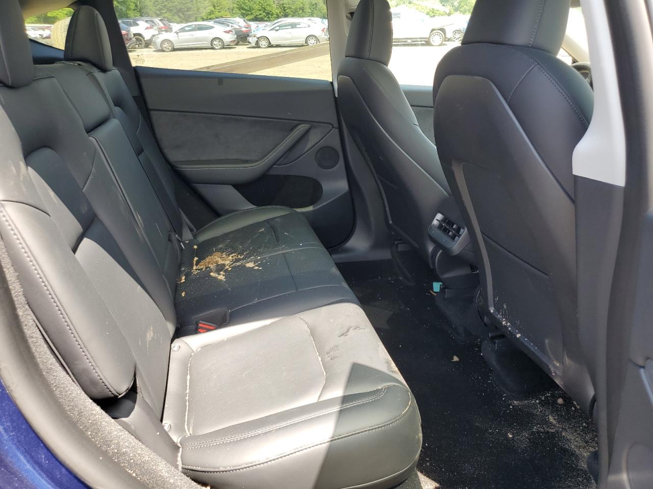 7SAYGDEE1NA018302 2022 Tesla Model Y