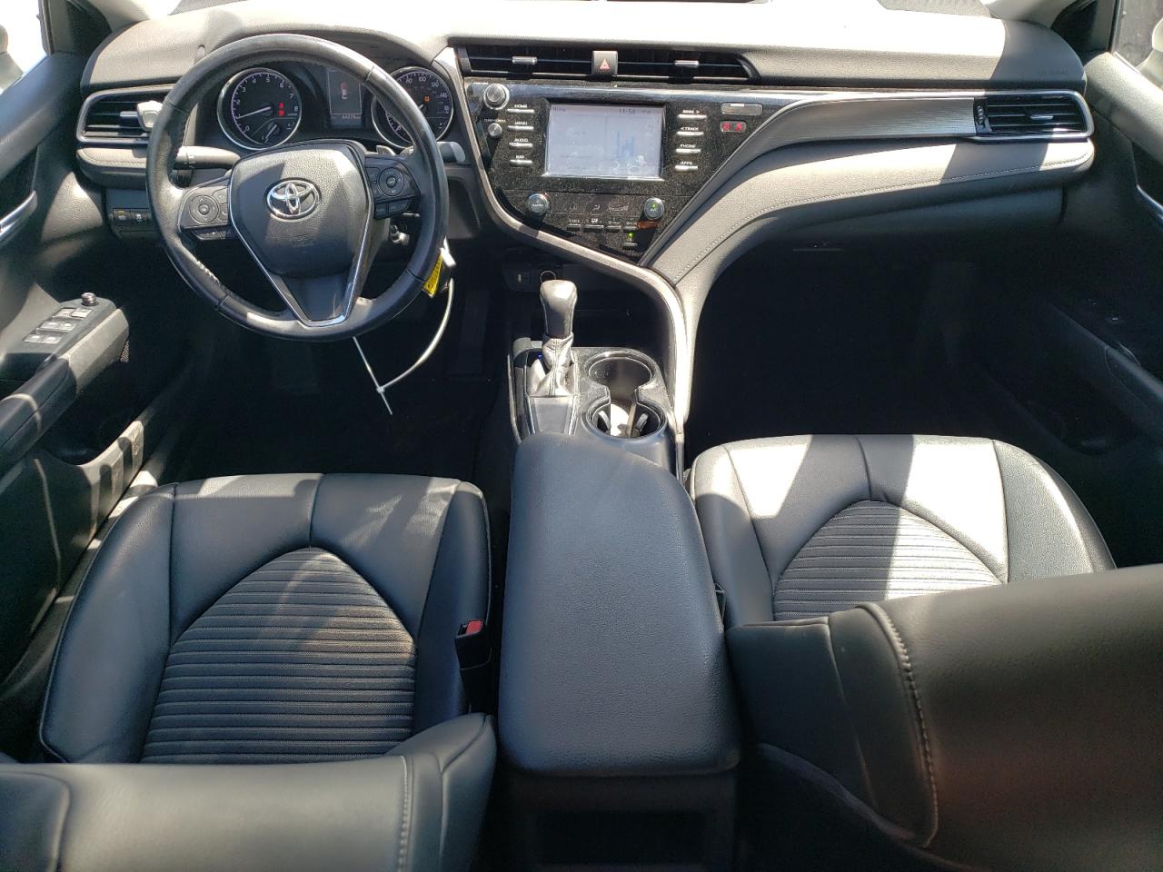 4T1B11HK9KU277058 2019 Toyota Camry L