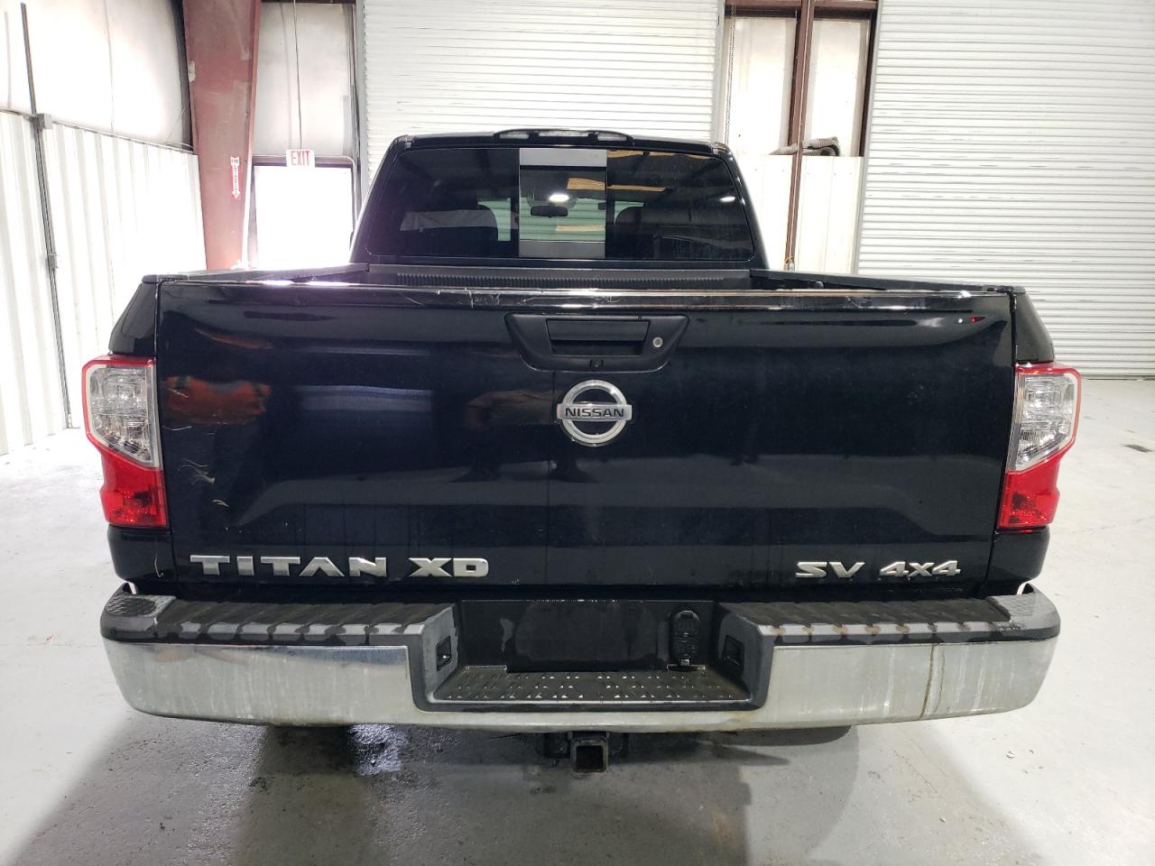 1N6BA1F37JN515320 2018 Nissan Titan Xd S