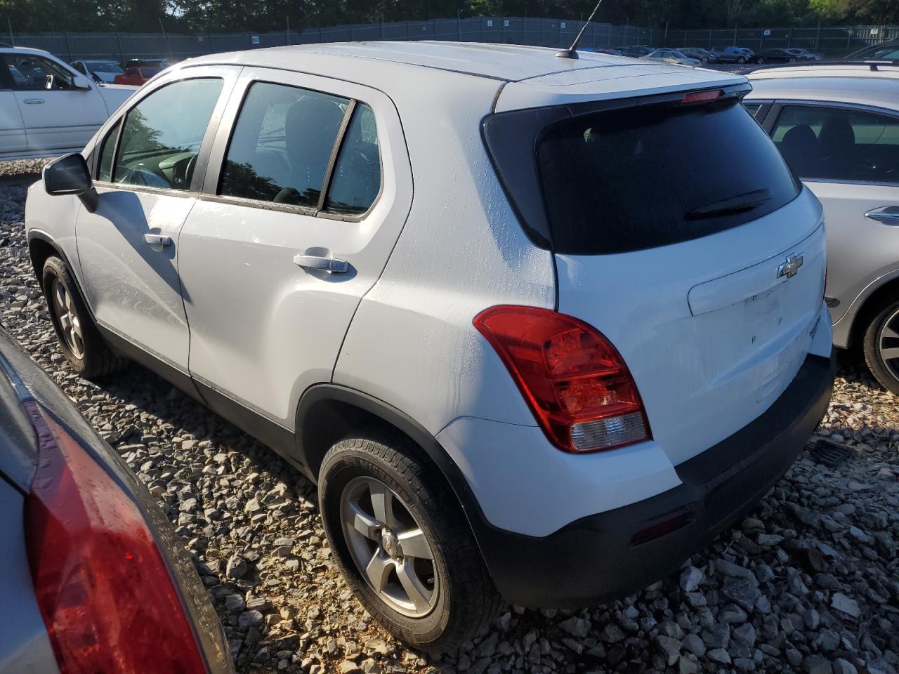 3GNCJNSB3GL203913 2016 Chevrolet Trax Ls