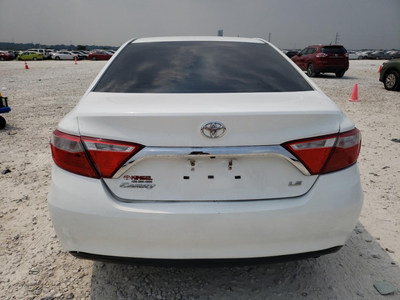 4T1BF1FK9HU708625 2017 Toyota Camry Le