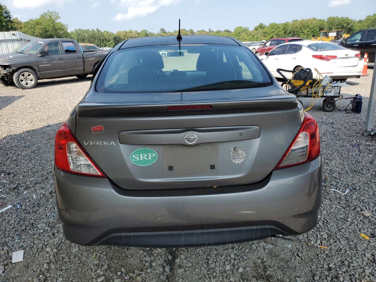 3N1CN7APXJL862667 2018 Nissan Versa S