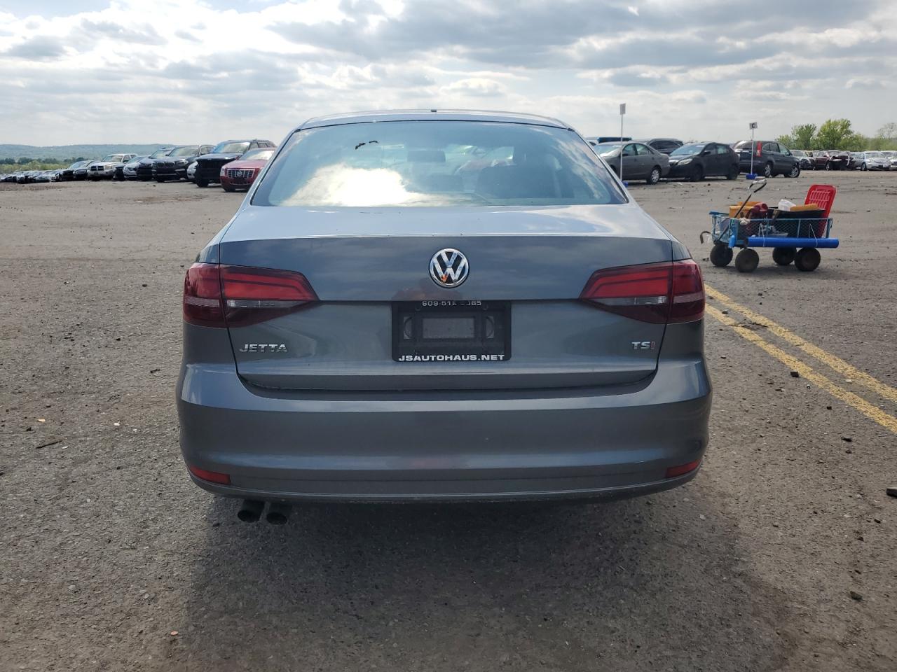 3VW2B7AJ2HM367751 2017 Volkswagen Jetta S