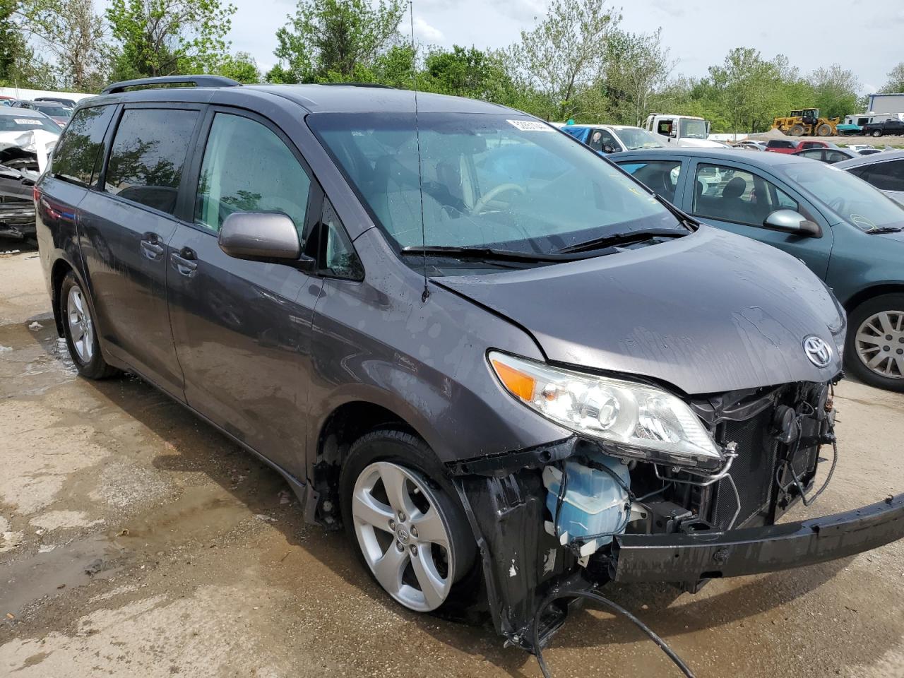 5TDKK3DC9DS402773 2013 Toyota Sienna Le