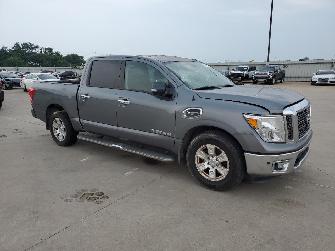 1N6AA1E61HN563252 2017 Nissan Titan Sv