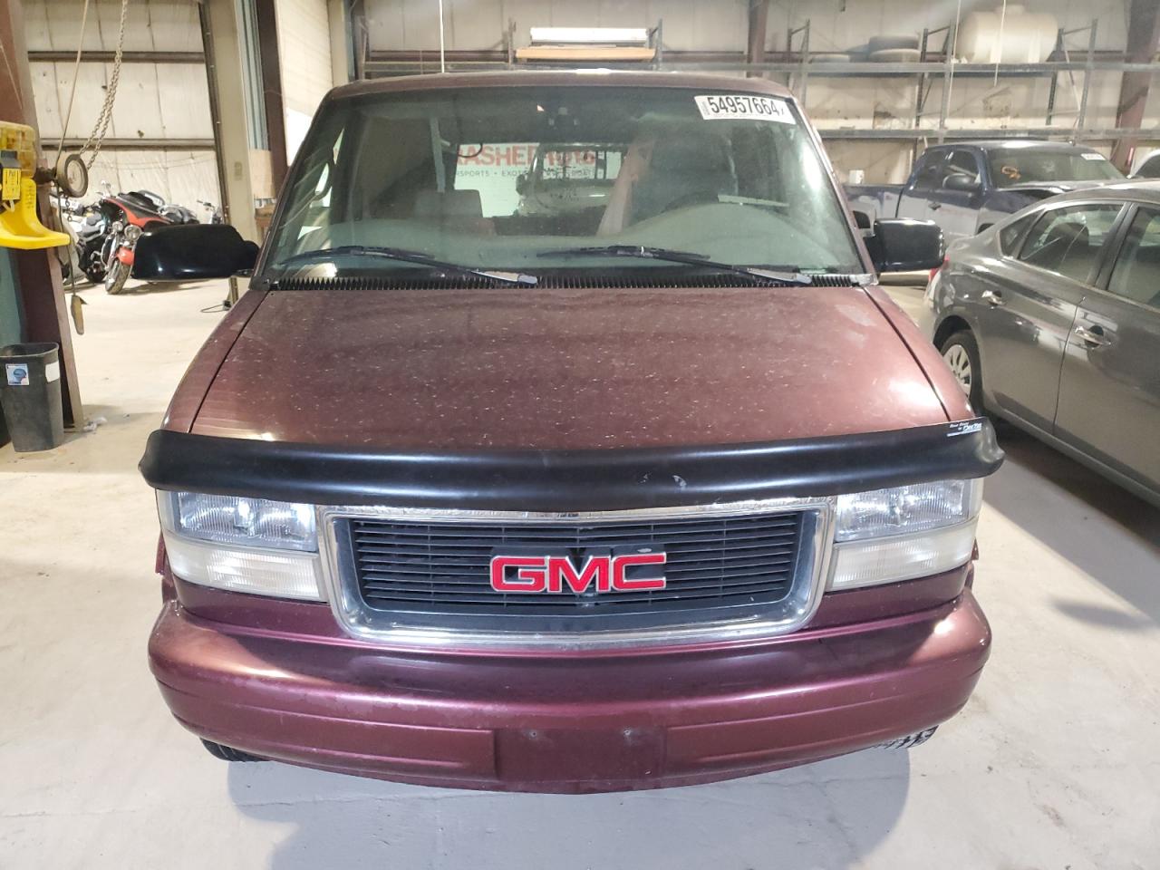 1GDEL19W9VB502782 1997 GMC Safari Xt