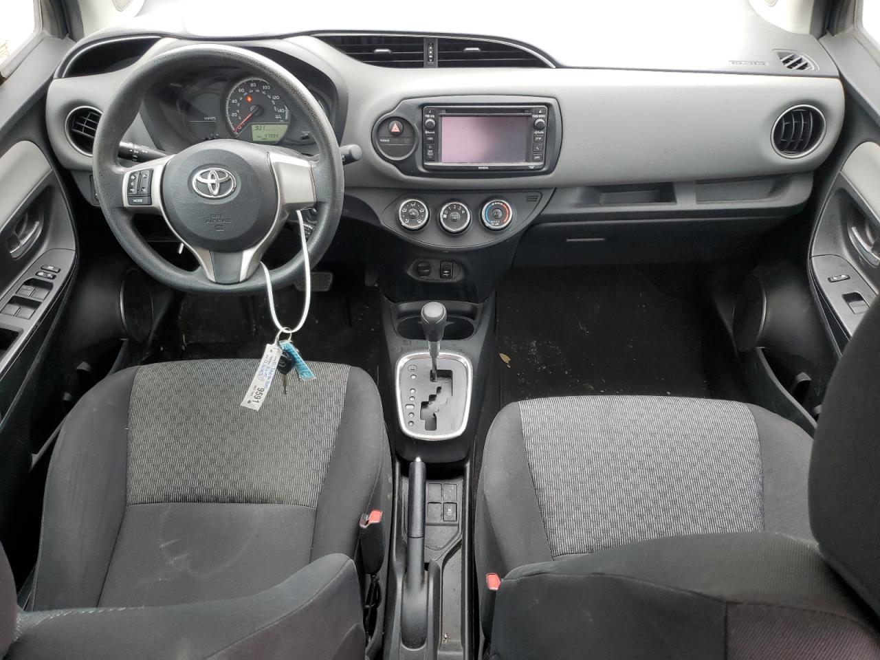 VNKKTUD33FA018322 2015 Toyota Yaris