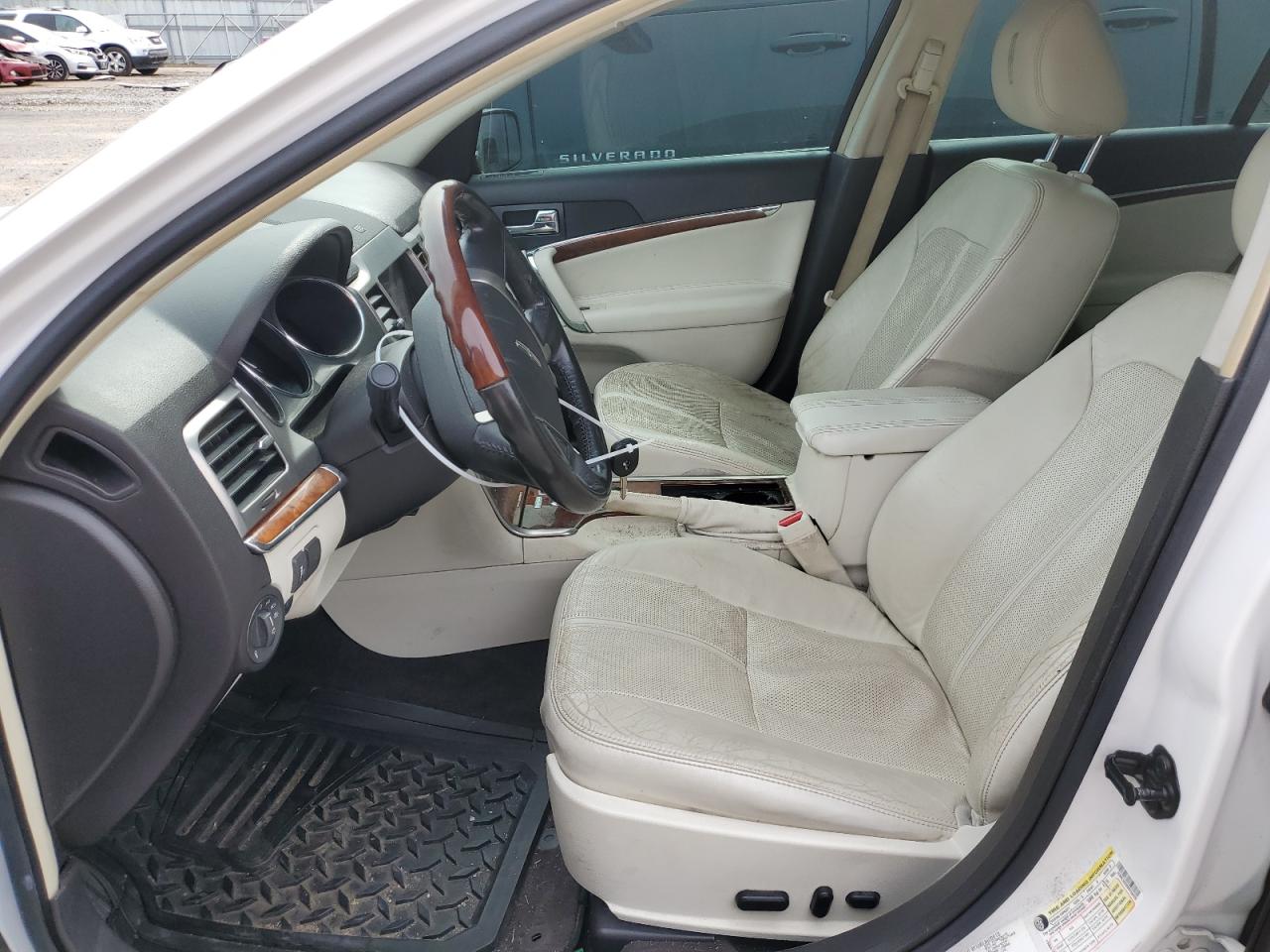 3LNHL2GCXBR750428 2011 Lincoln Mkz