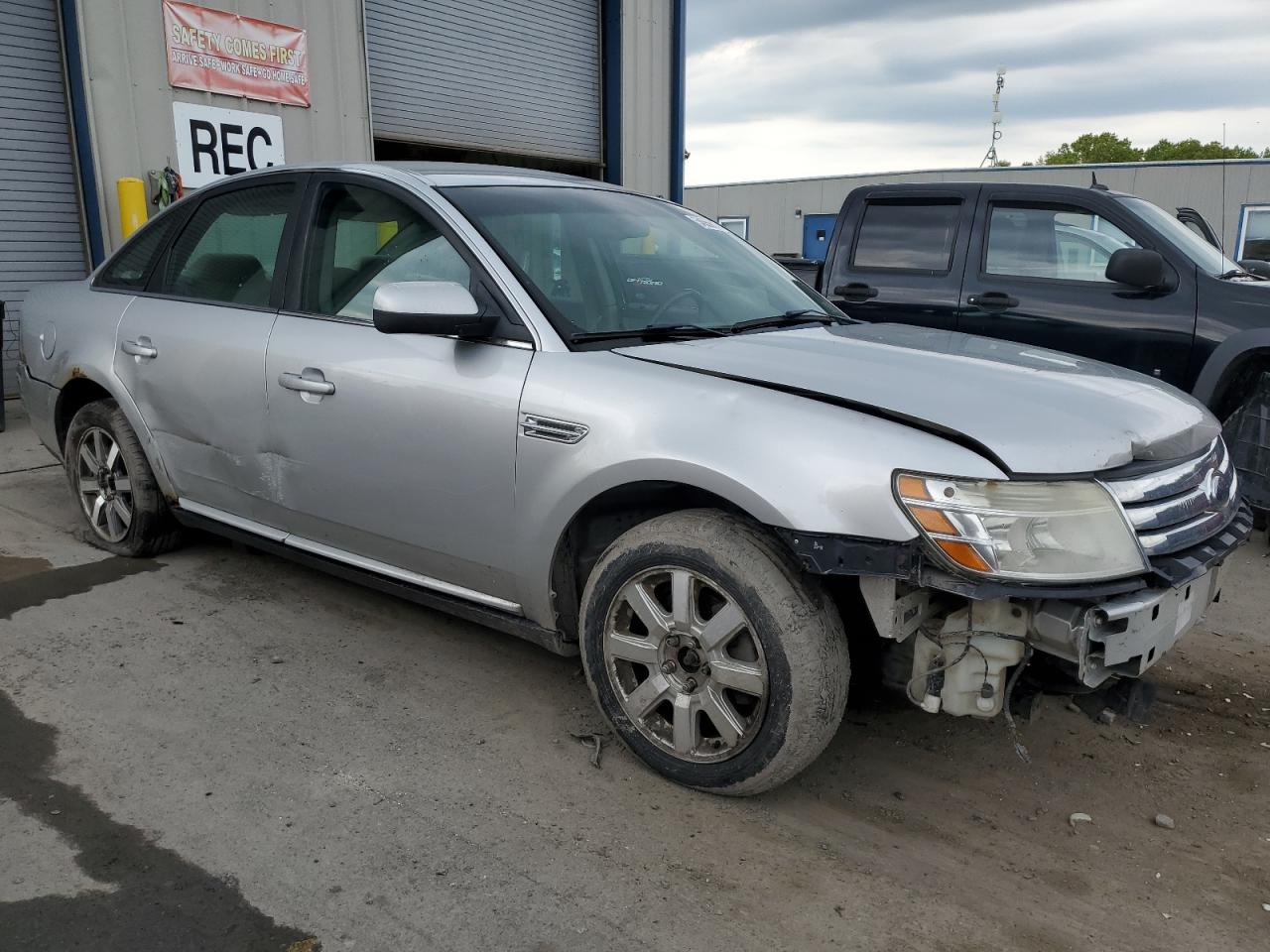 1FAHP26W89G109256 2009 Ford Taurus Se