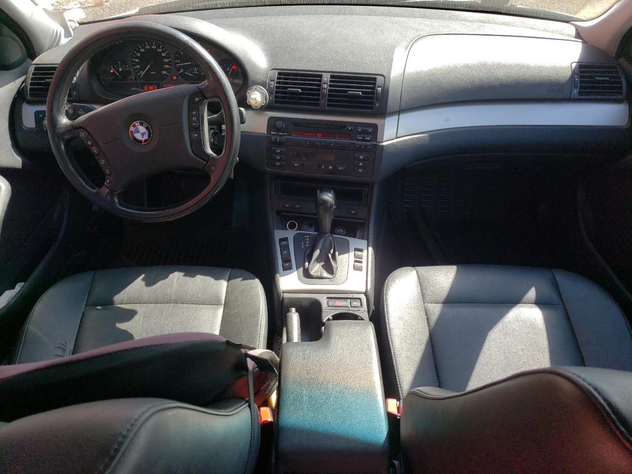 WBAEV33443KL82112 2003 BMW 325 I