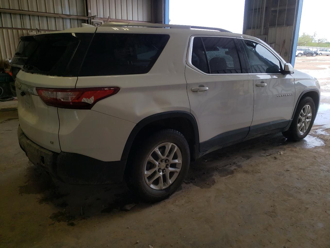 2018 Chevrolet Traverse Lt vin: 1GNERGKW2JJ223102