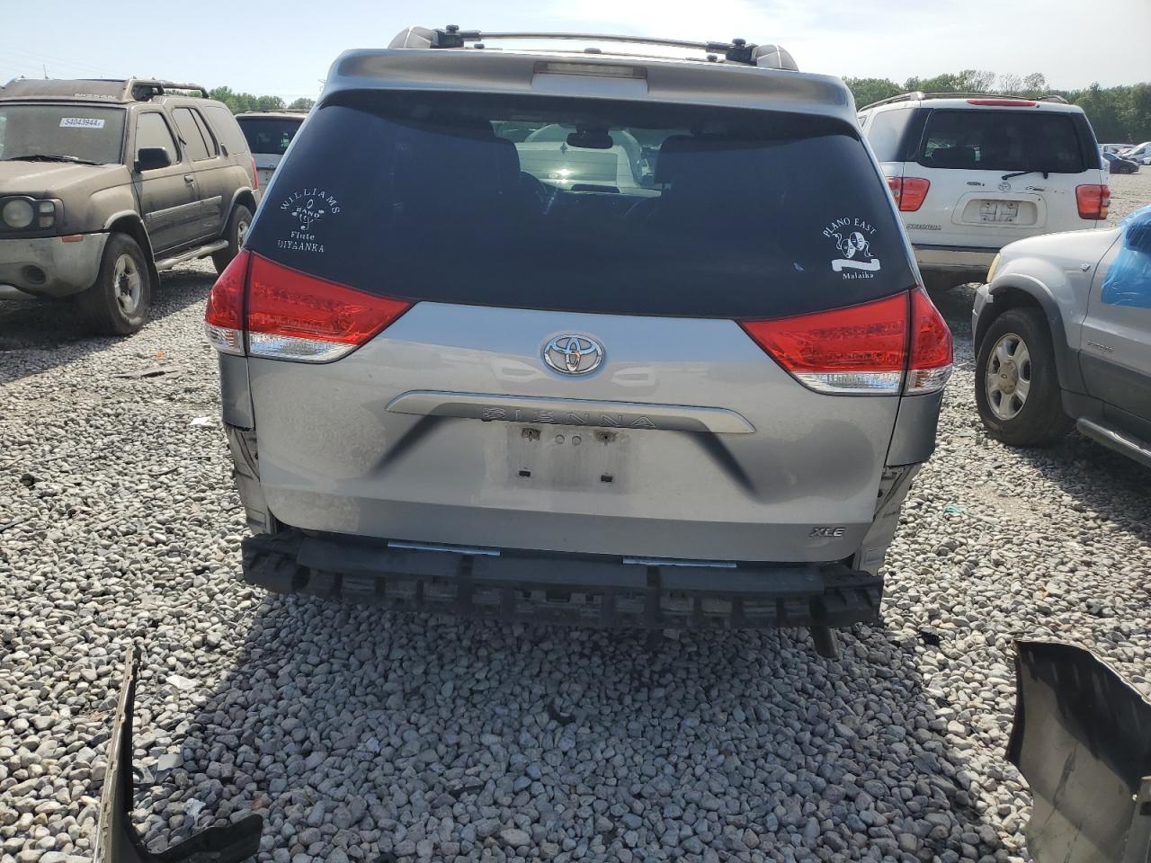 5TDYK3DC1CS188502 2012 Toyota Sienna Xle