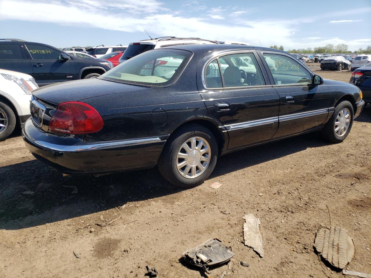 1LNHM97V52Y617214 2002 Lincoln Continental