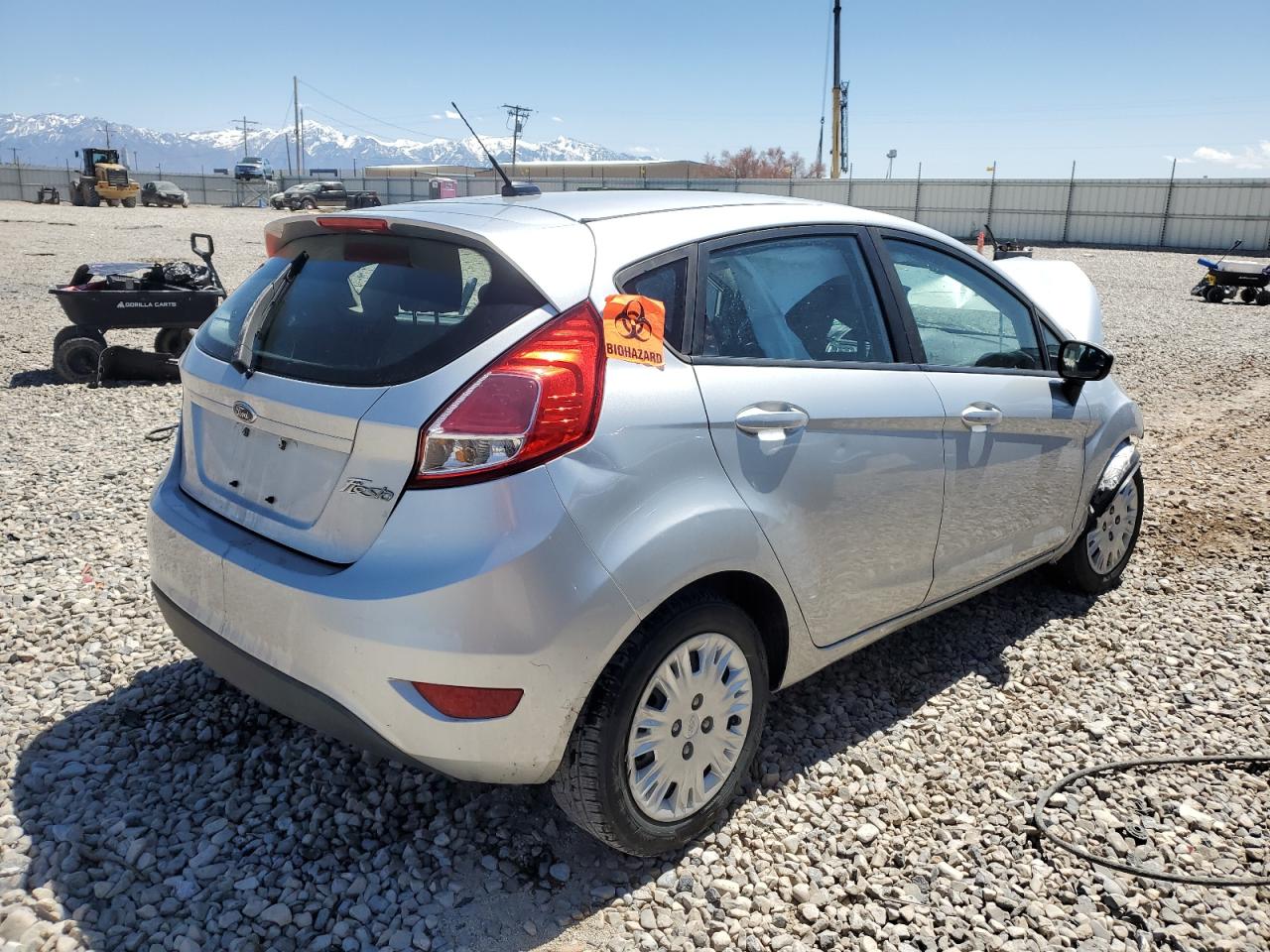 2016 Ford Fiesta S vin: 3FADP4TJ5GM170084