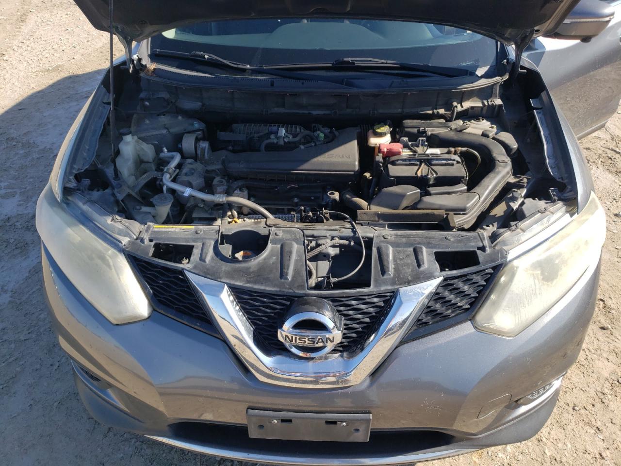 KNMAT2MT2FP567550 2015 Nissan Rogue S