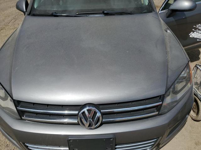 2011 Volkswagen Touareg V6 VIN: WVGFF9BP4BD003112 Lot: 54373914