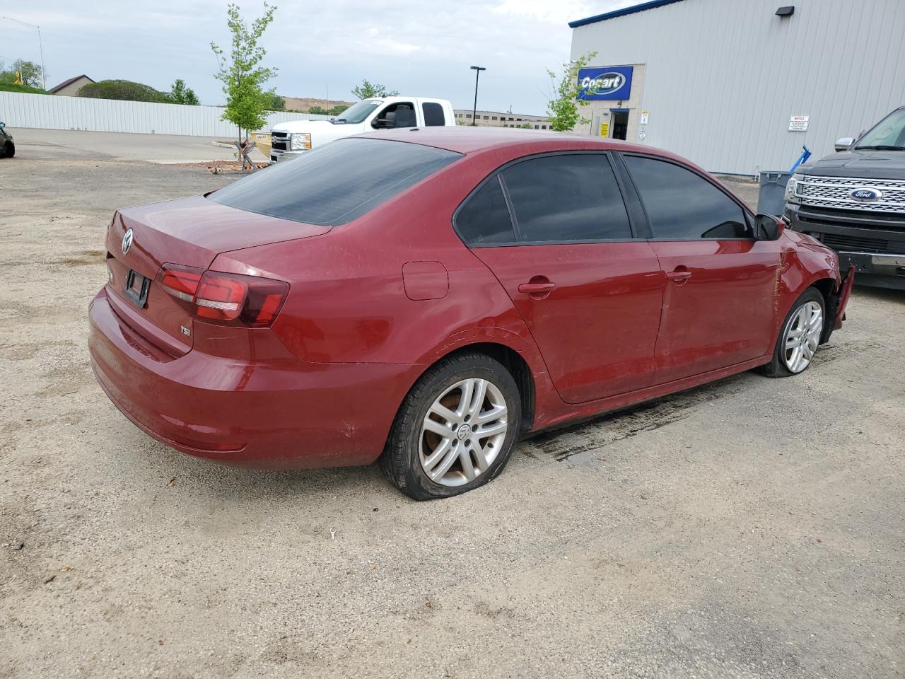 2018 Volkswagen Jetta S vin: 3VW2B7AJXJM234810