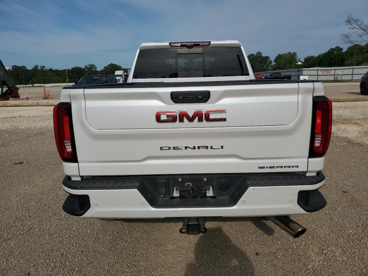 1GT49RE78NF336887 2022 GMC Sierra K2500 Denali