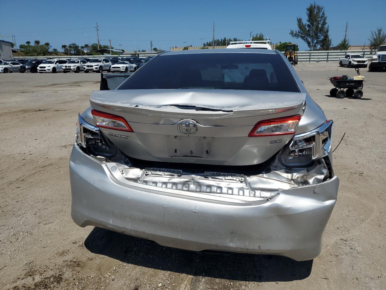 4T1BF1FK4CU048695 2012 Toyota Camry Base