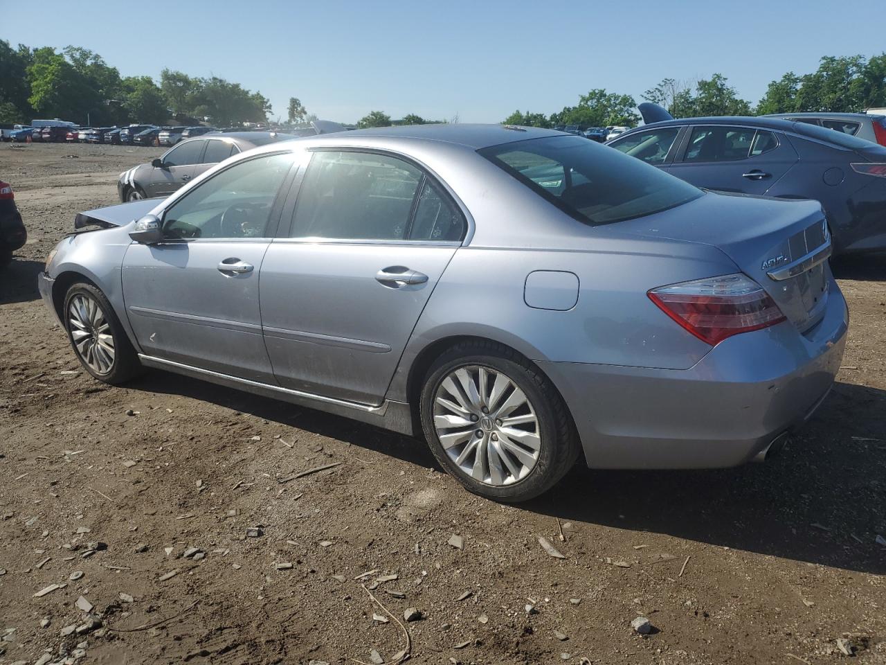 JH4KB2F66BC000384 2011 Acura Rl