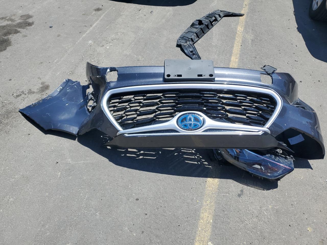 5TDHARAH0LS500444 2020 Toyota Highlander Hybrid Xle