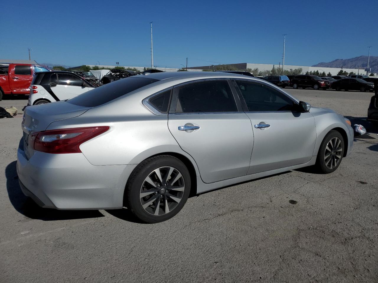 2018 Nissan Altima 2.5 vin: 1N4AL3AP7JC142585