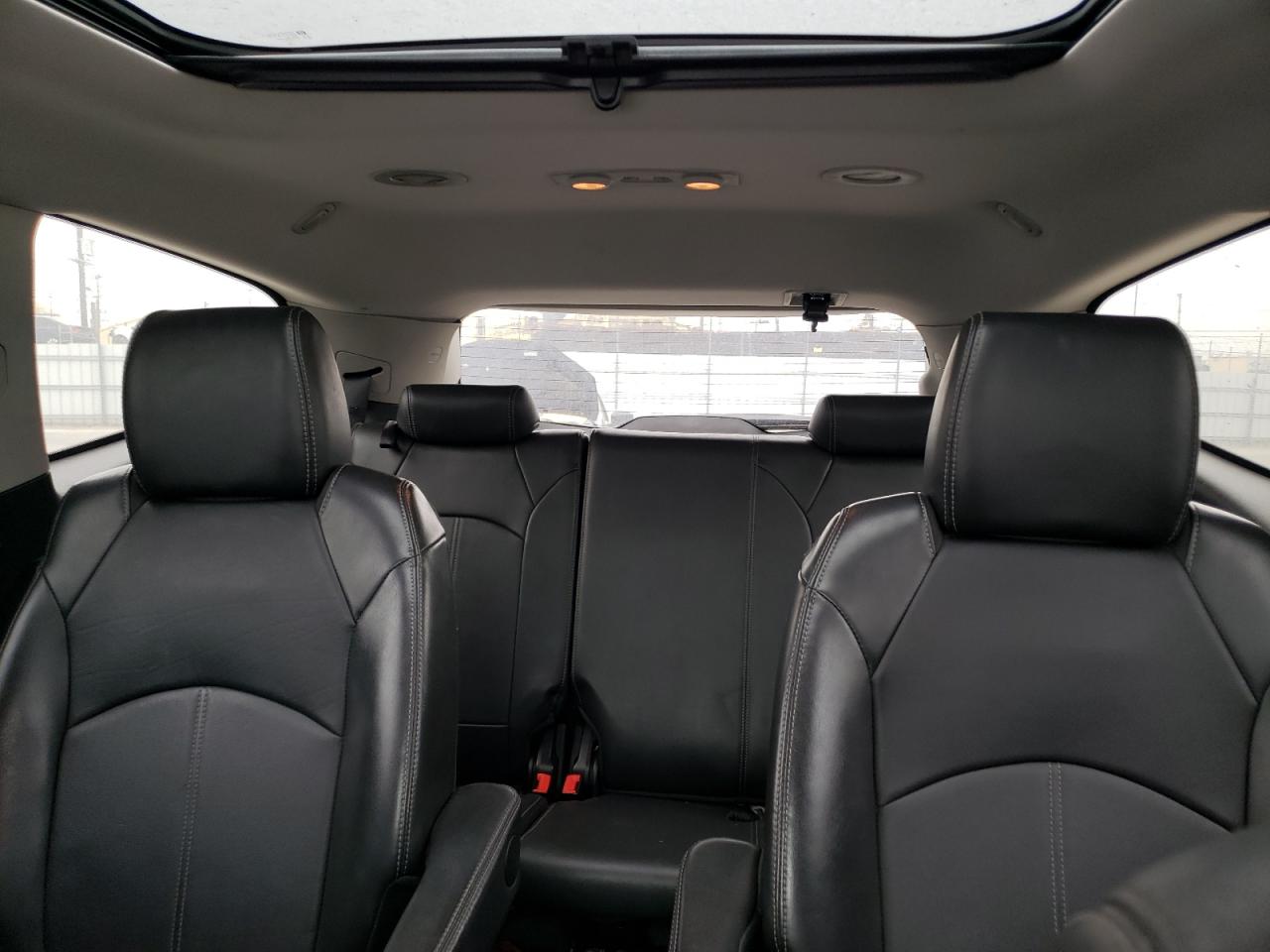 1GNKRJKD5DJ234226 2013 Chevrolet Traverse Lt