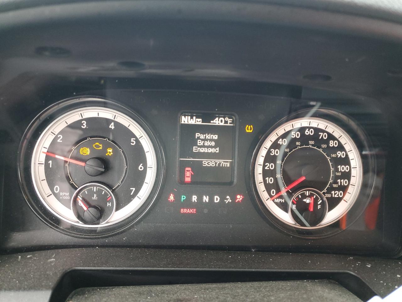 1C6RR7KG1JS253809 2018 Ram 1500 St