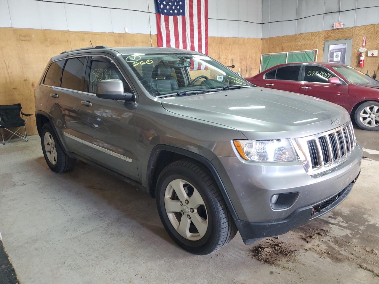 1C4RJFAT2CC239732 2012 Jeep Grand Cherokee Laredo