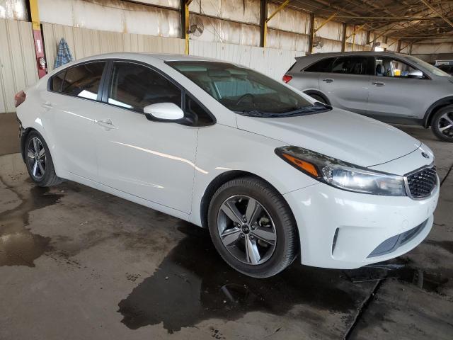 VIN 3KPFL4A7XJE194856 2018 KIA Forte, LX no.4